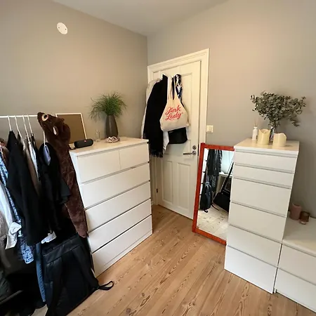 Sjarmerende Bolig Like Ved Togstasjonen Privat overnatting *