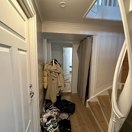 Privat overnatting Sjarmerende Bolig Like Ved Togstasjonen Bergen