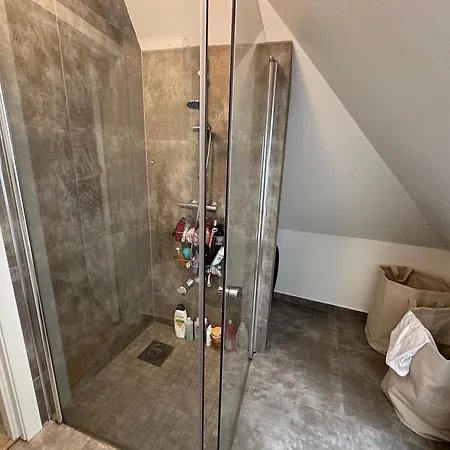 Sjarmerende Bolig Like Ved Togstasjonen Habitación en casa particular