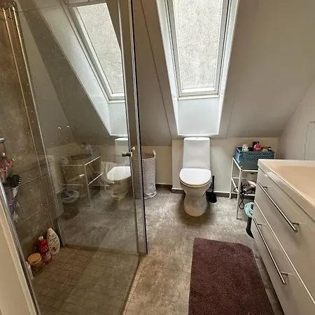 Sjarmerende Bolig Like Ved Togstasjonen Privat overnatting *