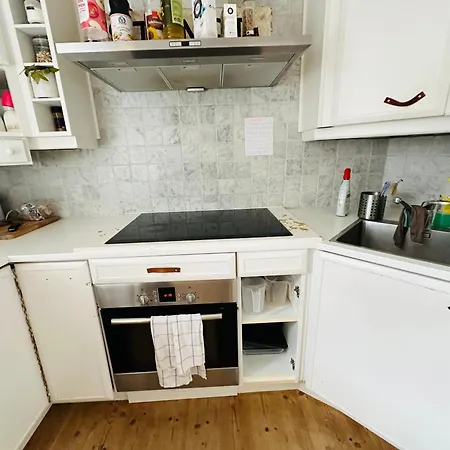 Sjarmerende Bolig Like Ved Togstasjonen Privat overnatting Bergen