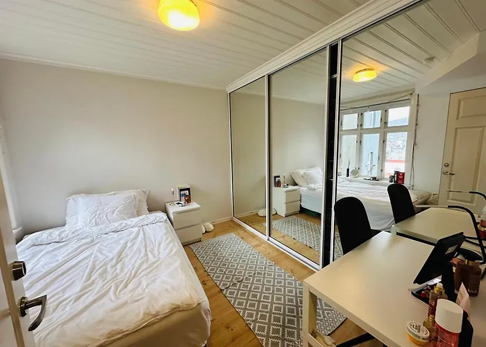 Sjarmerende Bolig Like Ved Togstasjonen *