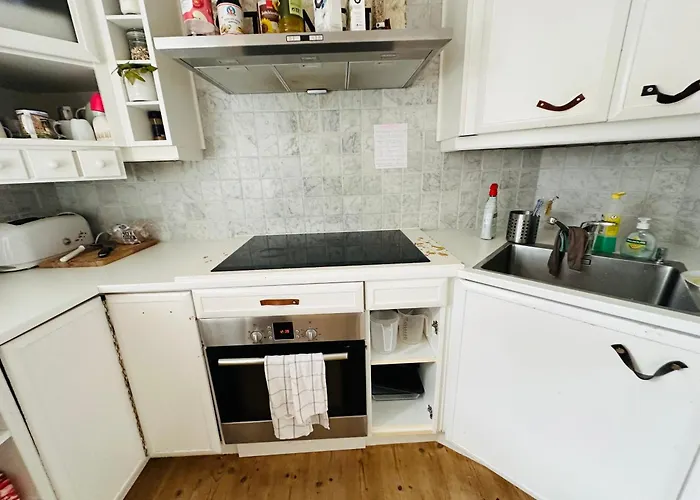 Sjarmerende Bolig Like Ved Togstasjonen Homestay Bergen