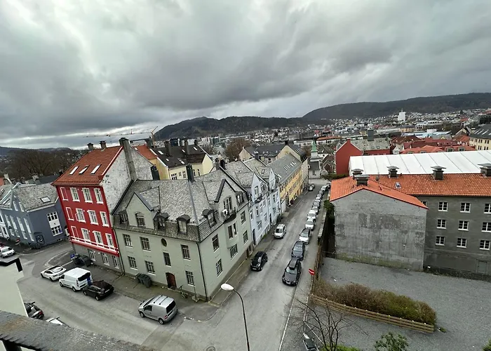 Sjarmerende Bolig Like Ved Togstasjonen